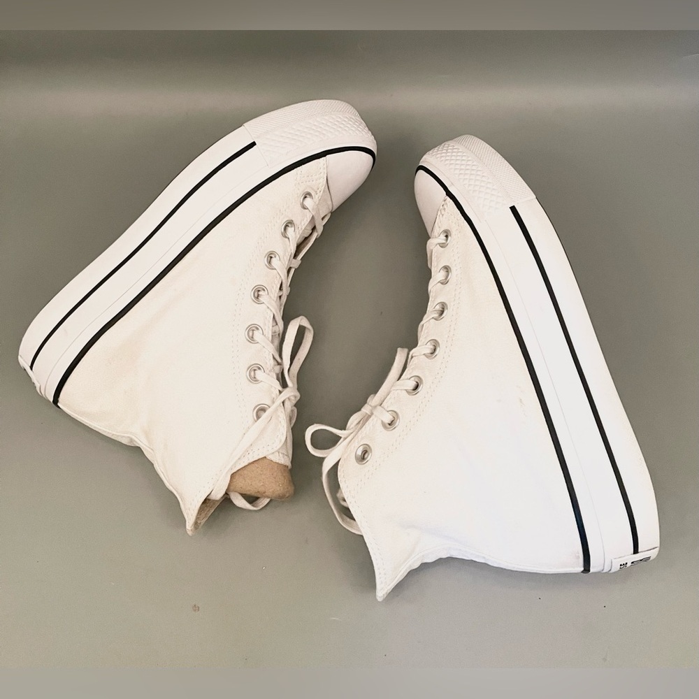 EUC Chuck Taylor All Star Hi Lift Platform Sneaker Size 7 High Top Shoes - Picture 7 of 10